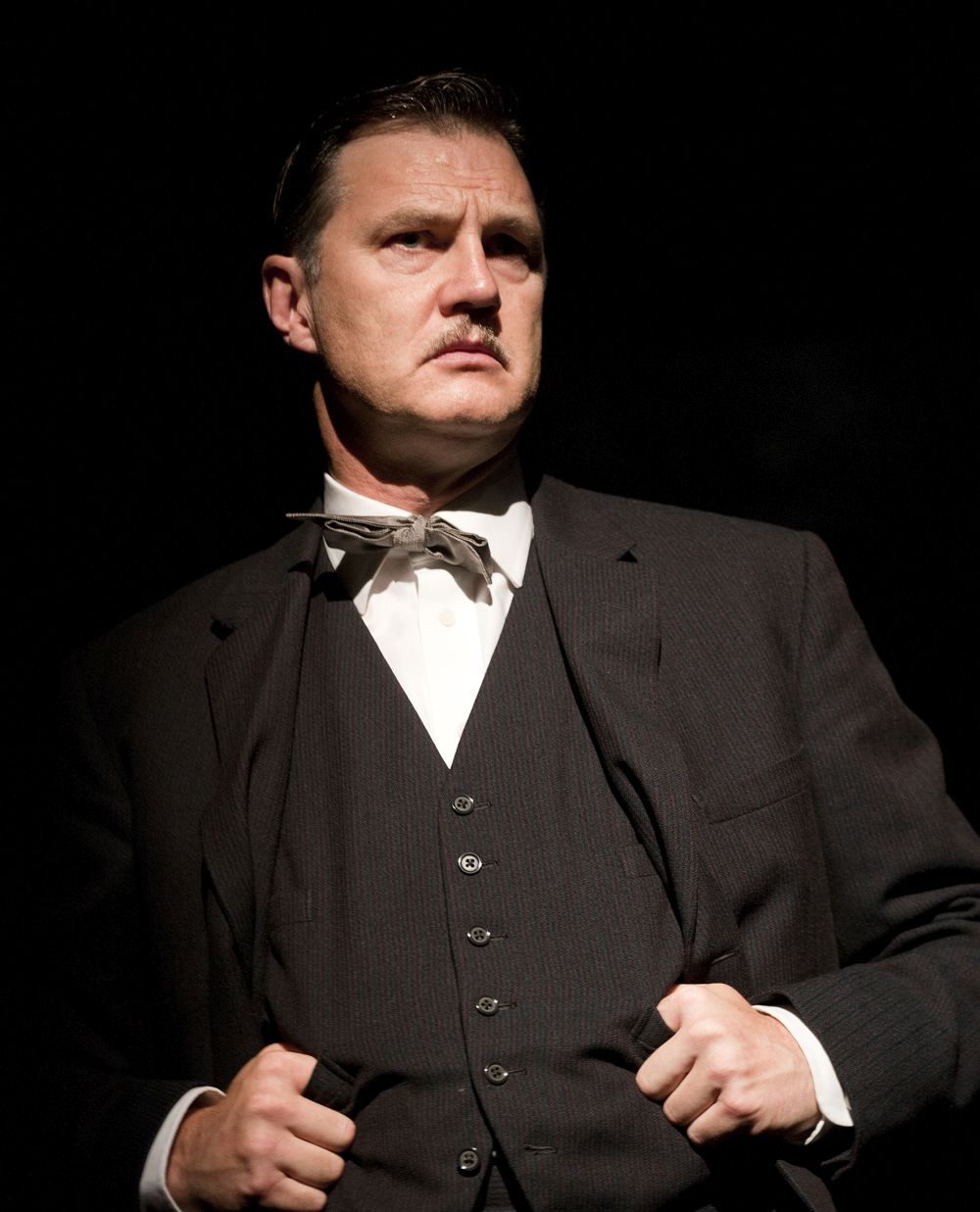 Review Hangmen Susy Radio 4915